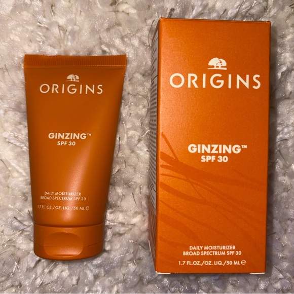 Origins ™️ ginzing Daily Moisture SPF 30 - Picture 1 of 3